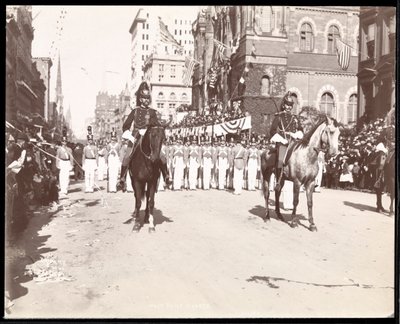 Vista de los cadetes de West Point en el Desfile Dewey en la Quinta Avenida, Nueva York, 1899 de Byron Company